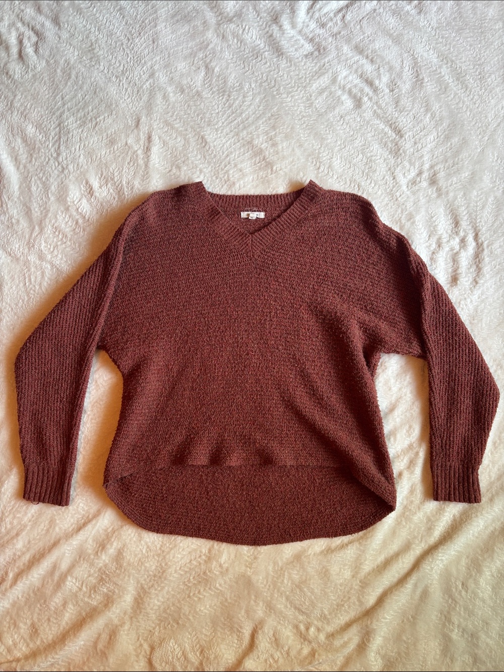 Maurices V-Neck Sweater in Deep Maroon